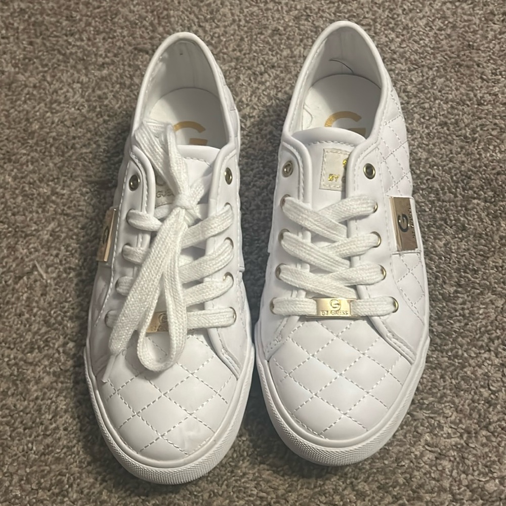 Brand new casual sneakers